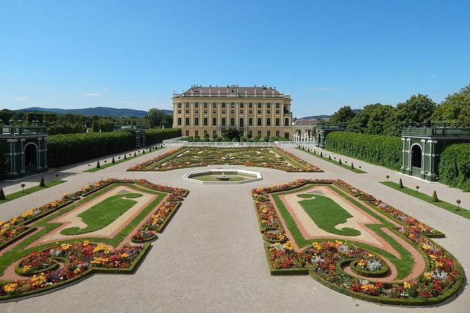 Private transfer from Salzburg to Vienna, 2 hours for sightseeing - Price and Value: What $339.55 Per Person Really Buys
