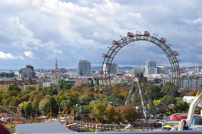 Private transfer from Salzburg to Vienna with 3h Sightseeing stop in Hallstatt - The driver experience, and how much help you get