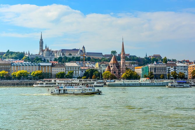 Private Transfer from Vienna to Budapest with 2 hours for sightseeing - Choosing your sightseeing stop: Bratislava, Gyor, Pannonhalma Archabbey, Parndorf Outlet