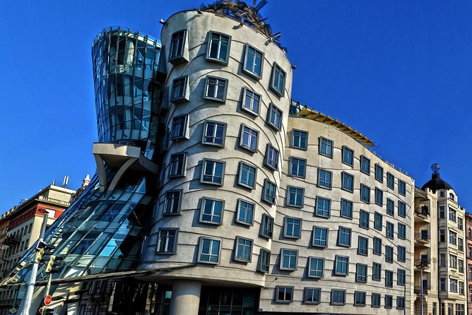 Private Transfer from Vienna to Prague, Hotel-to-hotel, English-speaking driver - Pricing and value: is $300.40 per person a good deal?