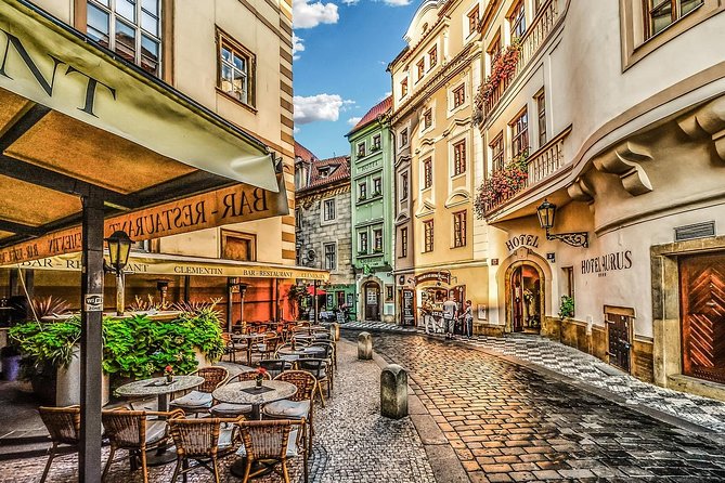 Private Transfer from Vienna to Prague, Hotel-to-hotel, English-speaking driver - Safety, comfort, and the “I can actually rest” factor