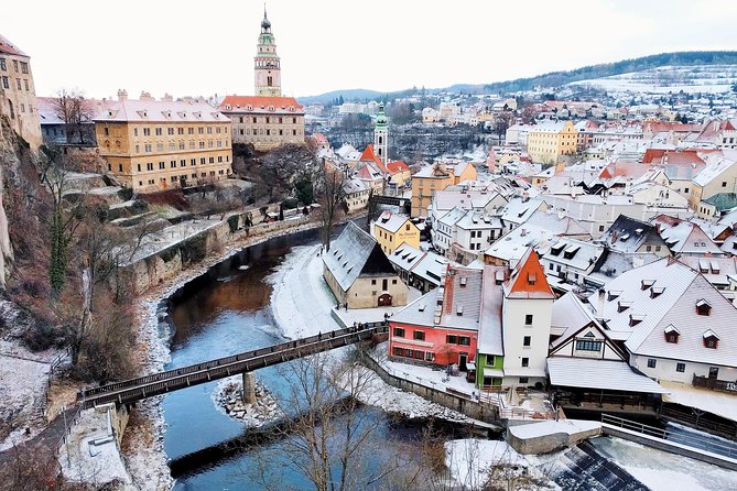 Private transfer in a Sanitized Car Prague to Vienna with 2h stop Cesky Krumlov - A smoother Prague to Vienna day, from your front door