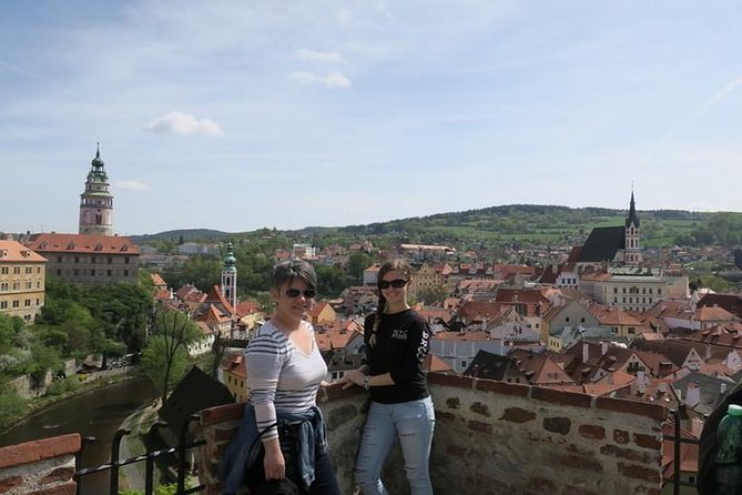 Private transfer in a Sanitized Car Prague to Vienna with 2h stop Cesky Krumlov - The car ride: comfort, luggage space, and a little less fatigue