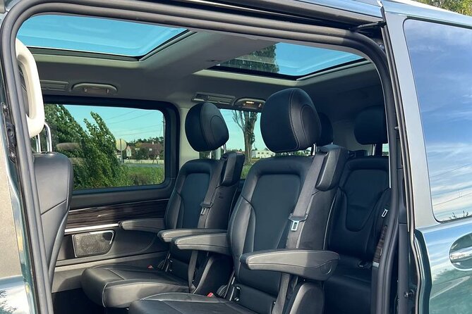 Private Vienna Chauffeur Service Airport Transfer - Small practical tips before you head out