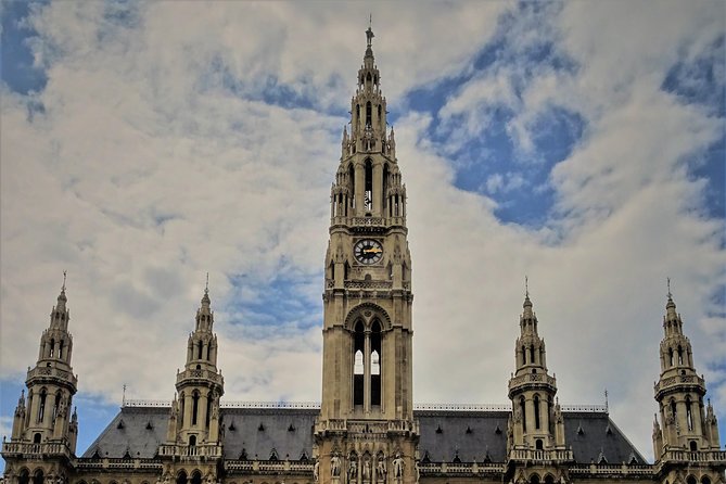 Private Vienna Evening Walk — Orientation for Your First Night - Pickup and meeting points that actually reduce stress