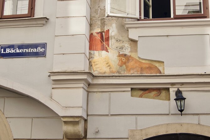 Private Vienna Walking Tour - The Graben and the Plague Column, Vienna remembers