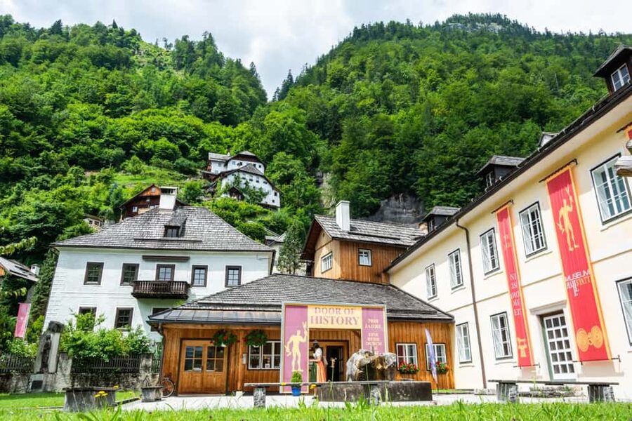 Private Walking Tour of Hallstatt Market Square and Churches - Timing, crowds, and how the route may shift