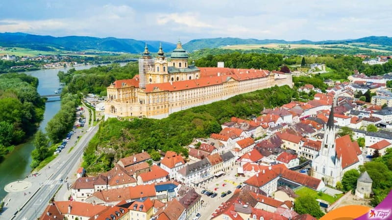 Salzburg – A City of History, Hallstatt – A Place of Legends - Salzburg: Baroque Beauty Meets Fast Orientation