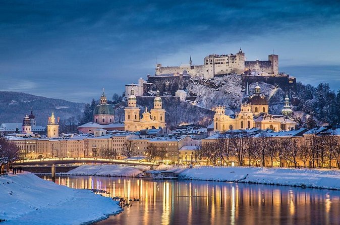 Salzburg Christmas Markets Day Trip from Vienna - St. Gilgen and St. Wolfgang markets: short strolls and the bigger moment