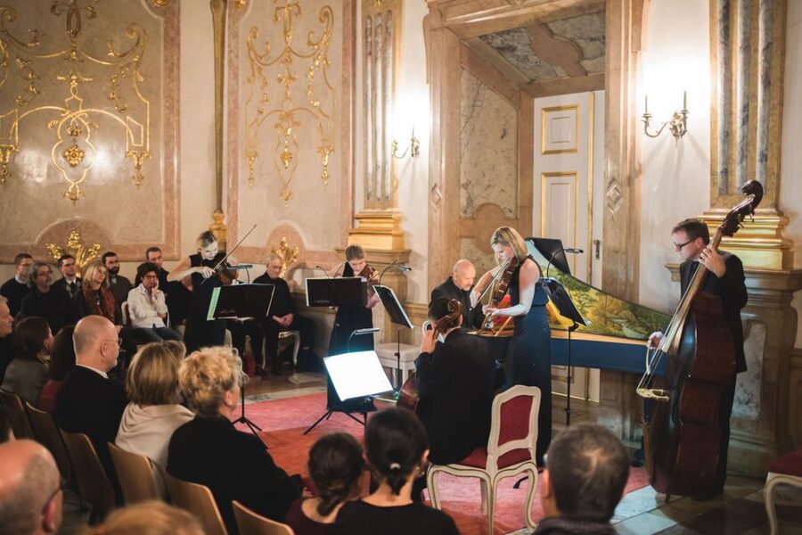 Salzburg: Dinner and Classical Concert at Mirabell Palace - The Interval Reality: Seats, Waiting, and How to Stay Comfortable