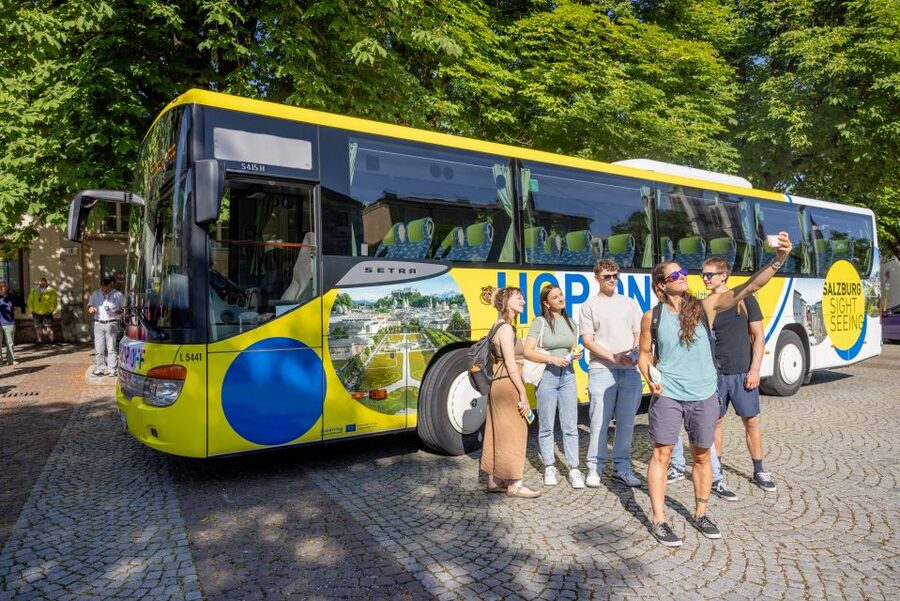 Salzburg: Hop-on Hop-off City Tour - Mozartsteg/Imbergstraße and Mirabellplatz/St. Andrä: where the route feels scenic
