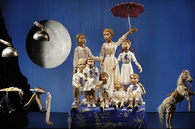 Salzburg Marionette Theater: The Sound of Music - Watching The Sound of Music in English, with subtitles that actually help