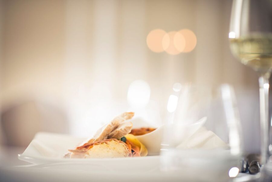 Salzburg: Mozart Concert with Dinner - Your 3-Course Meal: What’s on the Plate in St. Peter