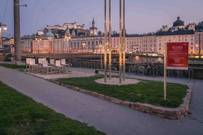 Salzburg Oldtown: Sightseeing Walking Tour with Licensed Local Guide - The guide experience, what makes this tour feel worth it