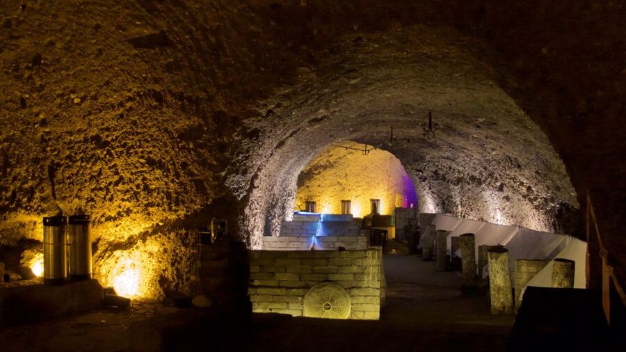 Salzkammergut: Sandstone Beer Cellar Tour - Ice Age Traces and 500 Years Underground