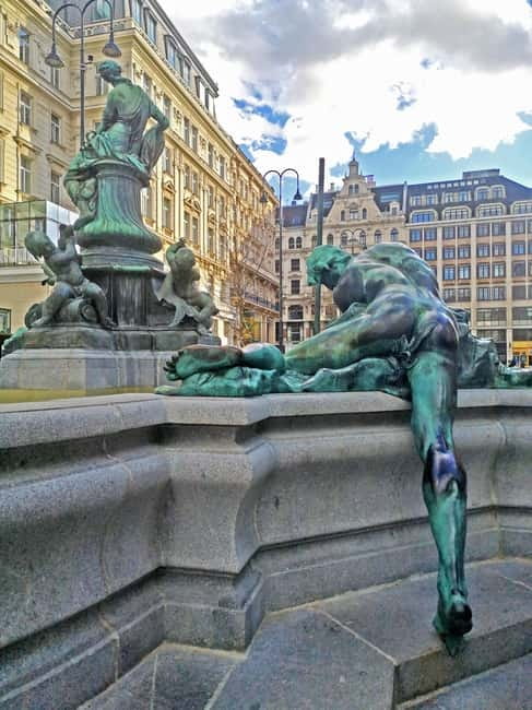 Scandals, affaires & anecdotes in Vienna - Key highlights you’ll actually feel during the walk