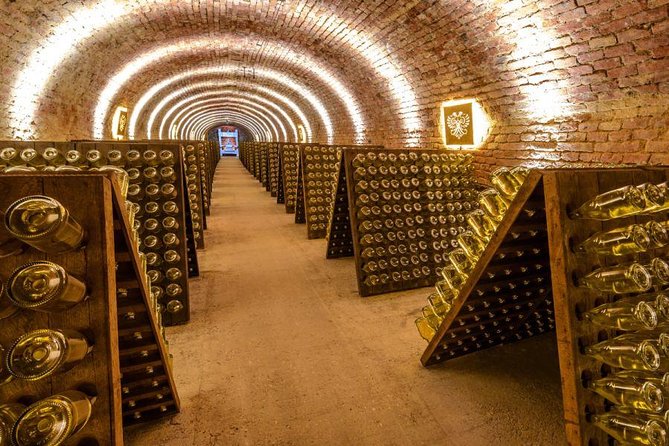 Schlumberger Sparkling Wine Cellar World Entrance Ticket in Vienna - Choosing the Right Time and Tour Format (English vs German)