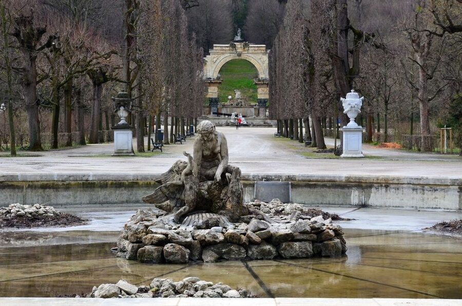 Schönbrunn Palace & Gardens Tour - The Millions Room: why the name is tied to price