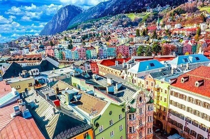 Self-Guided 1,5-hour Tour of Innsbruck: Exciting Stories, Photo Spots & Desserts - Using the audio app well: phone battery is the real ticket