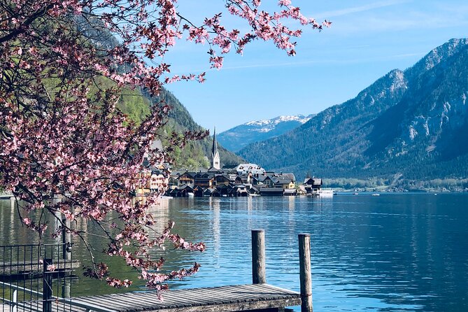 Self-Guided Private Tour of Hallstatt. Best photo-points, panoramic views, cafes - Why Hallstatt photos need a plan