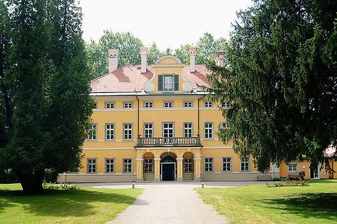 Sound of Movies: Musical Tour to Salzburg from Vienna - Vienna to Salzburg by bus, the Sound of Music way