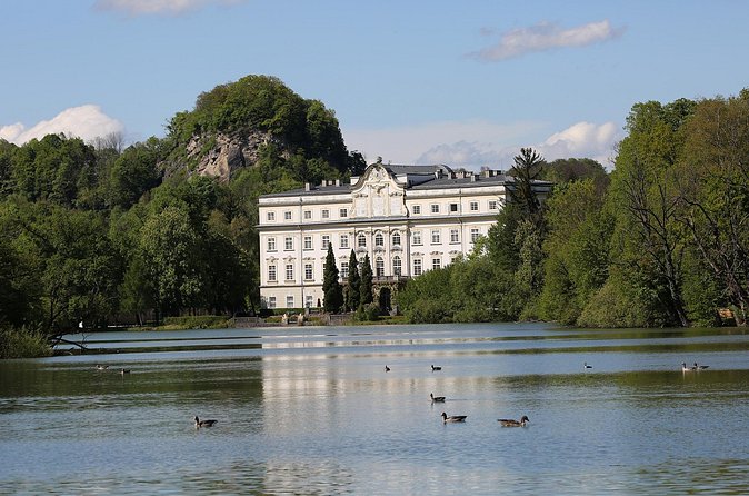 Sound of Music Tour with Edelweiss Cooking Class in Salzburg - Mondsee Basilica of St. Michael, plus 50 minutes to snack and wander