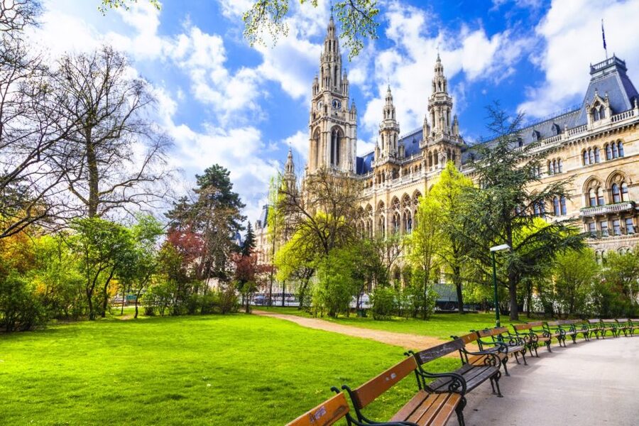 St Stephen's Cathedral, Top Churches of Vienna Old Town Tour - Vienna’s Sacred Architecture, Done in a Practical Half-Day