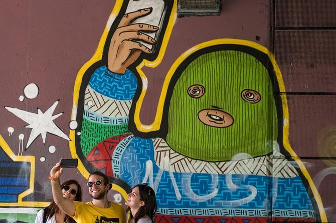 Street Art Tour in Vienna - Danube Canal, Vienna’s long gallery and the tagging lesson