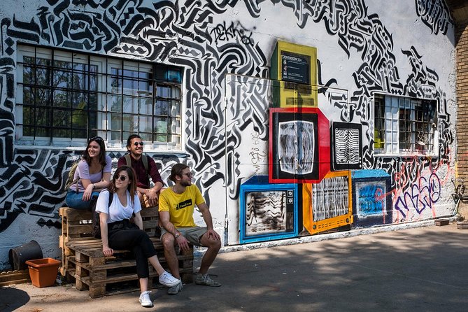 Street Art Tour in Vienna - What to expect on the ground: walking pace, weather, and comfort