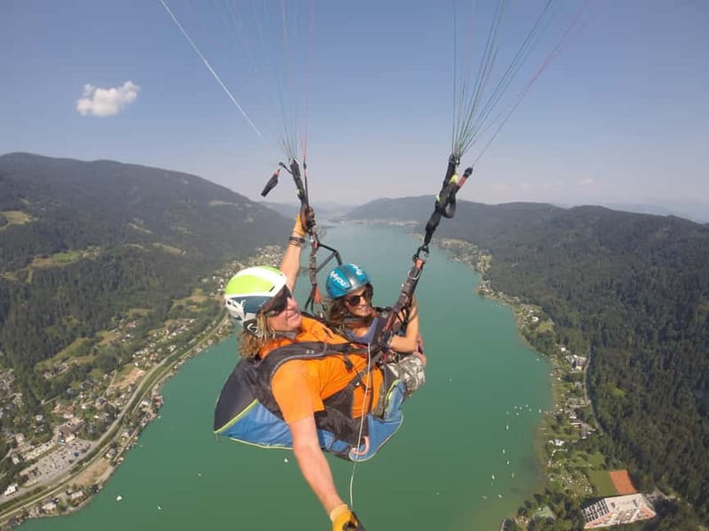 Tandem flight: Paragliding panorama tandem flight - The Route Over Carinthia: Lake Ossiach, Wörthersee, and Faakersee