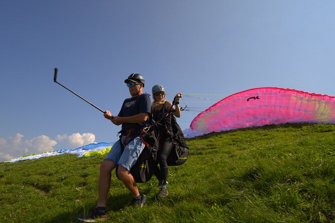Tandem Paragliding St. Gilgen - Wolfgangsee - First Taste: How St. Gilgen Paragliding Feels in Real Life