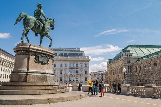 The best of Vienna - Exclusive Tour (Max 9 people) - Albertina: from Opera talk to a Gallery-first mindset