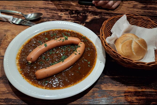 The Viennise Food Tour: The World of Yesterday - Stop 3, Neubaugasse 52: Wiener Schnitzel and Salads, Plus the Vegetarian Call