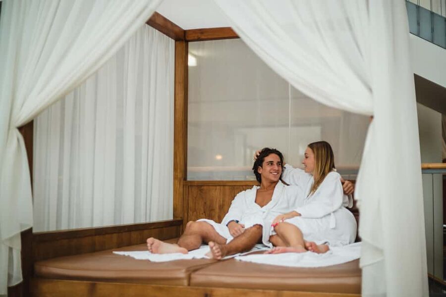 Therme Laa Wellness Day: Spa Escape Near Vienna - Optional Sauna World Upgrade (Age 14+): When Quiet Matters