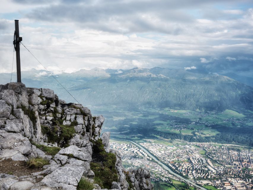 Top of Innsbruck: Roundtrip Cable Car Ticket - Timing, Crowds, and How to Avoid Common Frustration