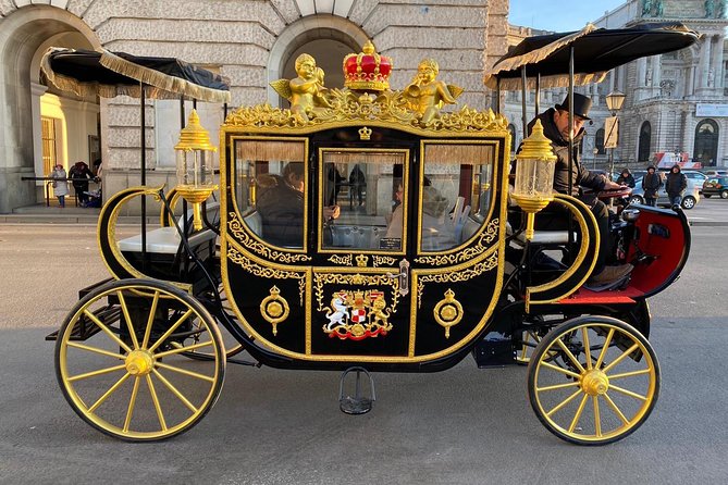 Vienna: 60 min. Imperial E-Carriage Sightseeing Tour with Drinks - Key Highlights You Will Feel Right Away