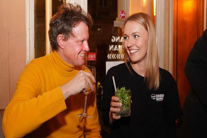 Vienna After Dark: Private Evening Food & Drink Experience - The human factor: guides who make it feel like a real night out