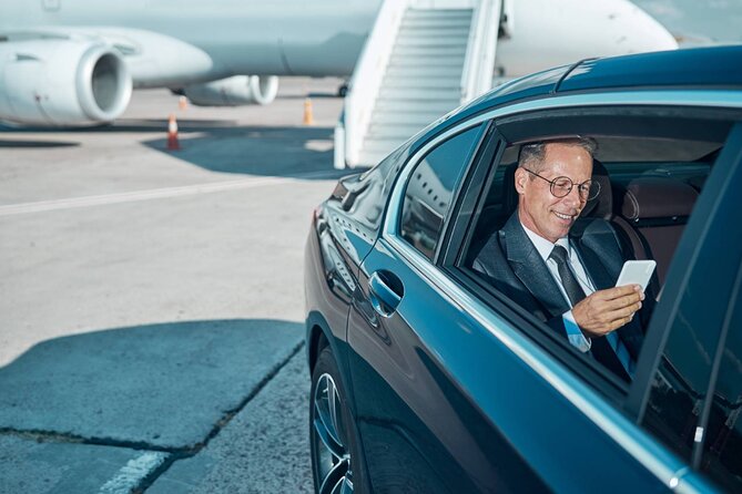 Vienna Airport Transfer from Vienna City with Private Driver - Why a private Schwechat transfer saves time in Vienna