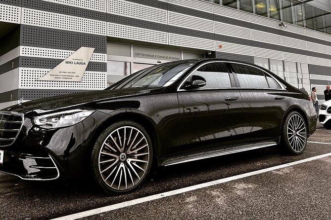 Vienna Airport Transfer from Vienna City with Private Driver - The drive into Vienna city: comfort, timing, and local knowledge