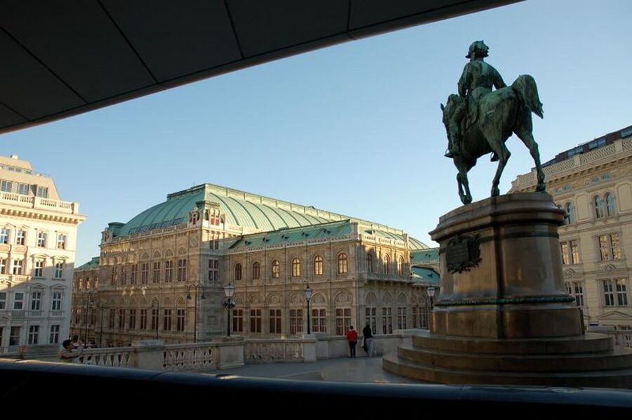 Vienna and Skip-the-Line Schönbrunn Palace Private Tour - City Park, St. Charles Church, and Musikverein in One Easy Sweep