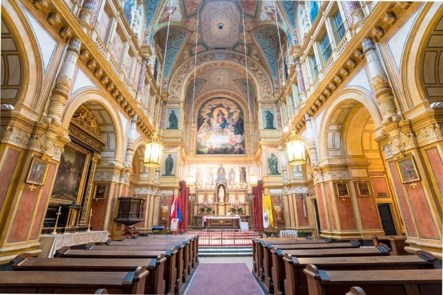Vienna: 'Armenia In The Heart Of Austria' Tour - Mekhitarists Museum and Library: where the Armenian story turns into paperwork, art, and coins