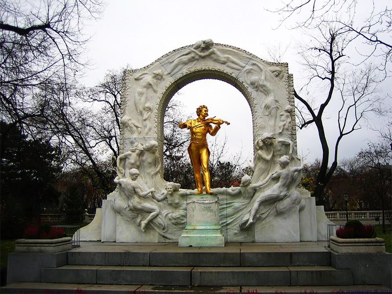 Vienna Art Nouveau Walking Tour - Otto Wagner Pavilion at Karlsplatz, and the Start of the Story