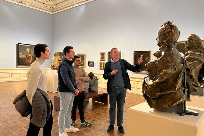 Vienna Belvedere Museum Private Walking Tour with Licensed Guide - The Klimt moment: why The Kiss works better with context