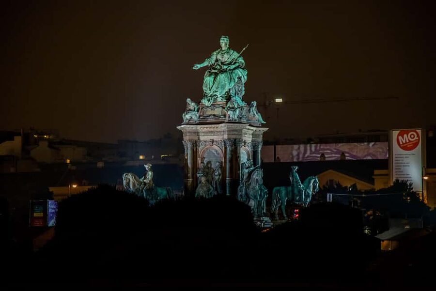 Vienna: Big Bus Evening Sightseeing Bus Tour with Live Guide - What 90 Minutes Gives You, and What It Does Not