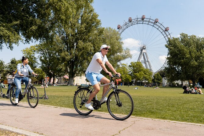 Vienna by bike in small groups max 12pax - Stadtpark and the Museum Exteriors You Will Actually Use Later