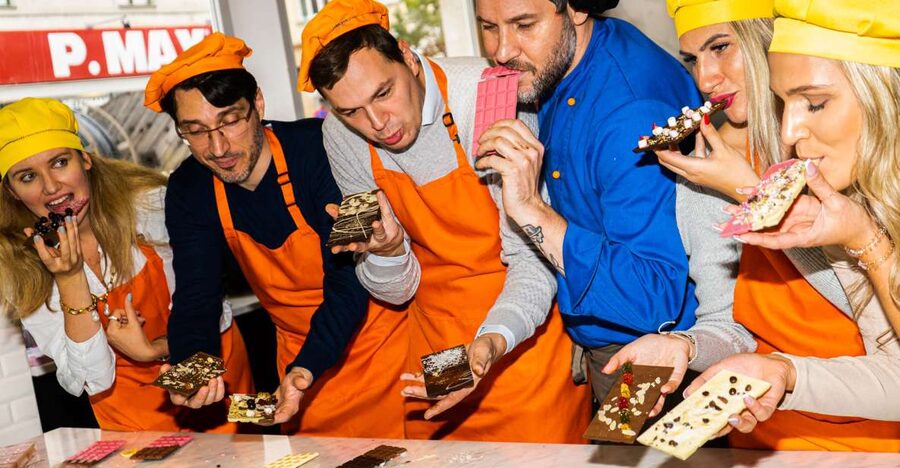 Vienna: Chocolate Workshop in Chocolate Museum w/ Tasting - The 90-Minute Flow: Tasting, Tempering, and Making Three Bars