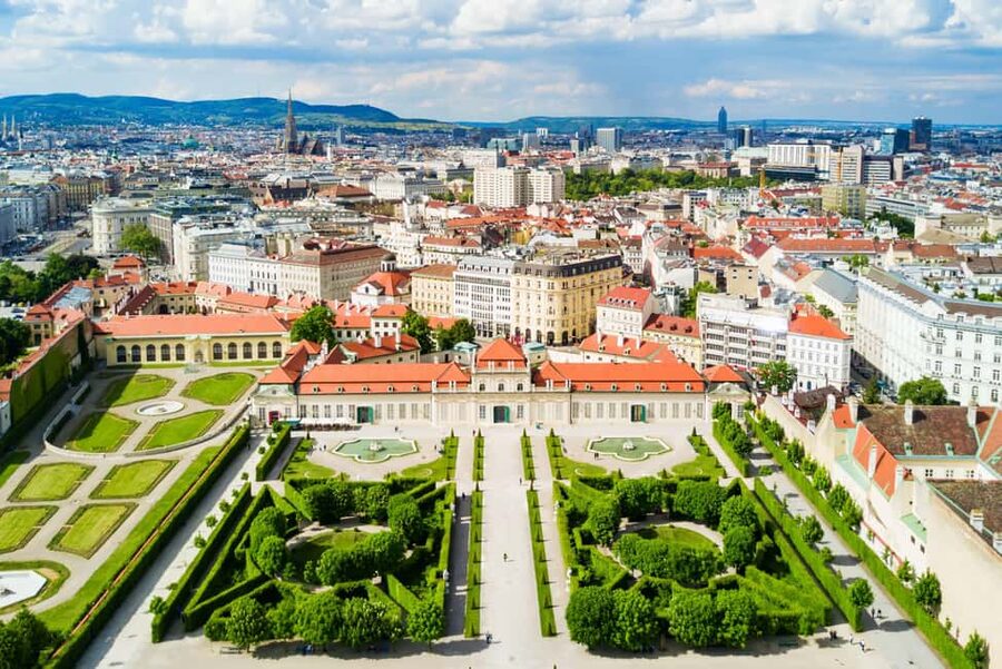 Vienna: Christmas Photoshoot with a Pro Photographer - Albertina Museum Terrace: Your “Wide-Angle Vienna” Moment
