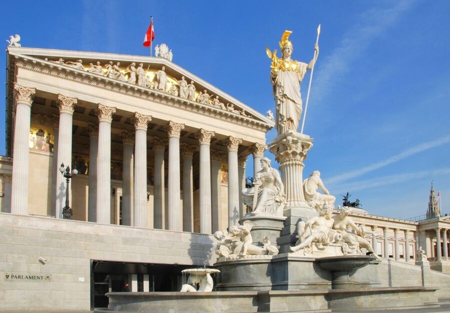Vienna: City Center Guided Walking Tour - A 150-minute route that makes Vienna make sense