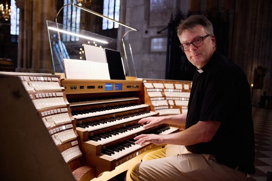 Vienna: Classical Concert at St. Stephen's Cathedral - What it feels like when the music hits the cathedral walls