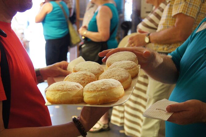 Vienna Coffee, Cake & Pastries Tour with Local Stories - Getting Around in Vienna, Metro and Tram Made Easier